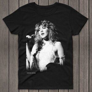 Fleetwood Mac Tour 2023 Shirt Stevie Nicks 90s Style Rock Band Concert Tee 26